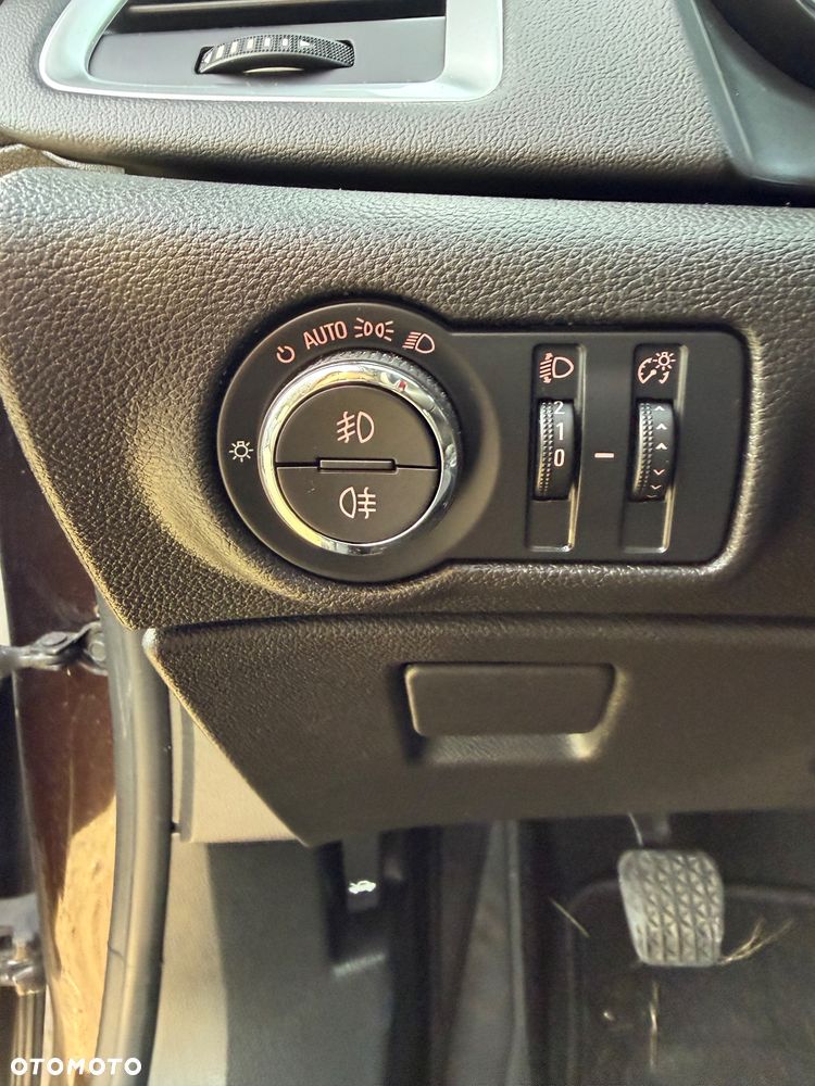 Opel Astra 1.4 Turbo Active - 18