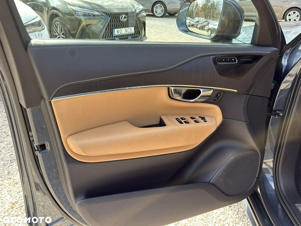 Volvo XC 90 - 13