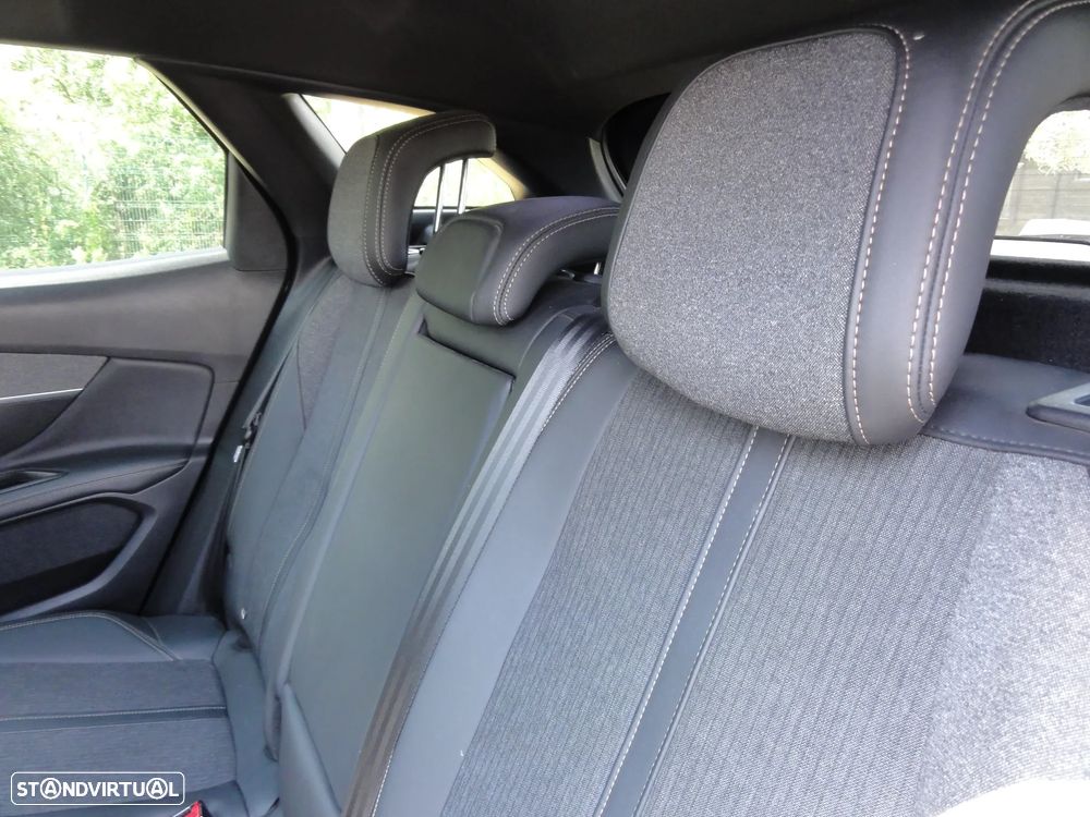 Peugeot 3008 2.0 BlueHDi GT Line EAT8 - 16