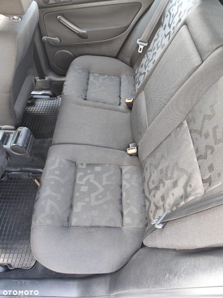 Volkswagen Golf 1.4 Basis - 12