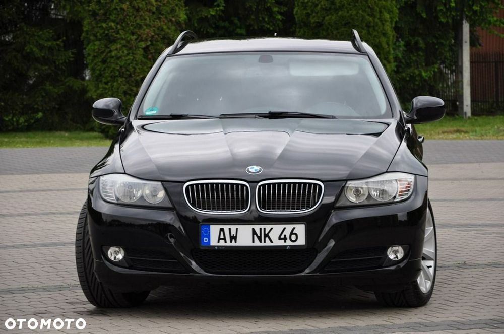 BMW Seria 3 325i Edition Exclusive - 3