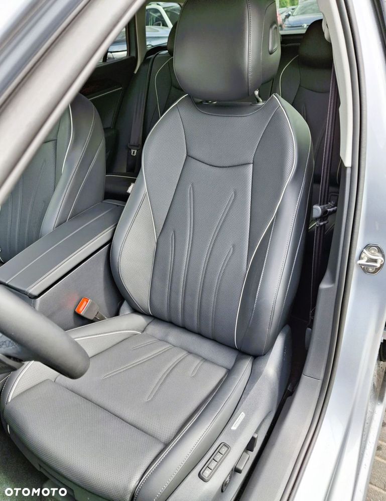 Volkswagen Passat 1.5 TSI EVO Elegance DSG - 10