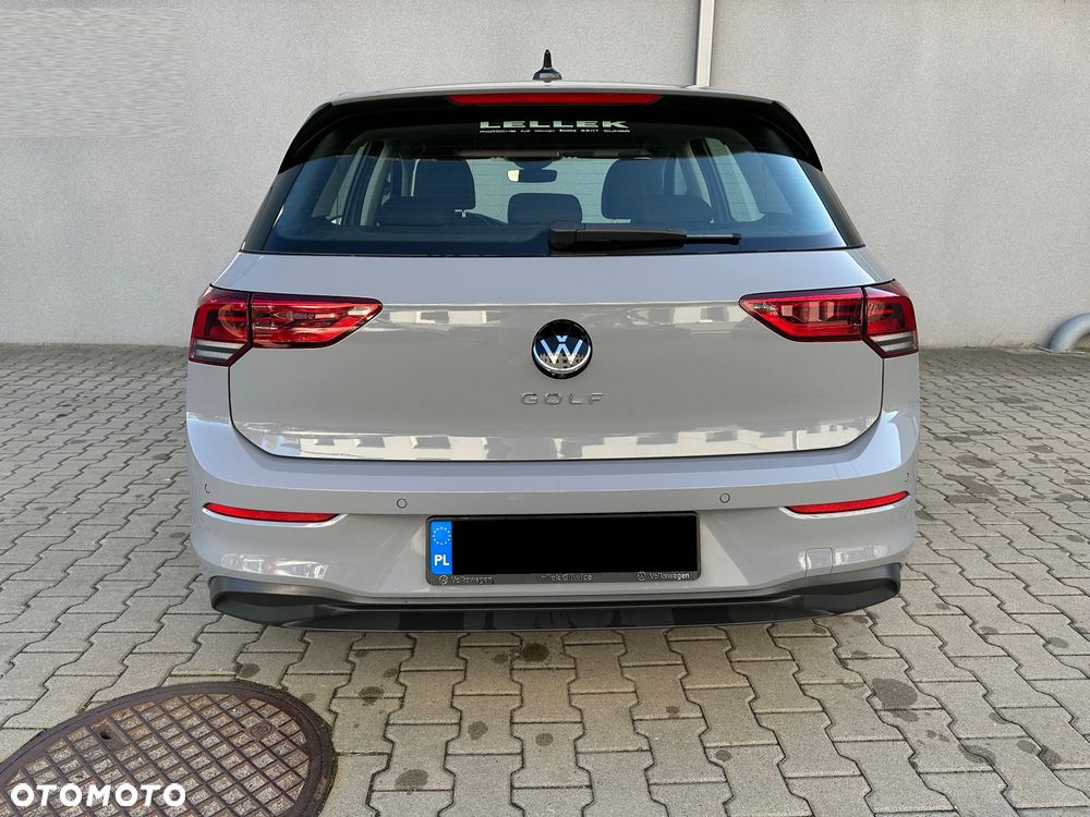 Volkswagen Golf 1.0 TSI Life - 12