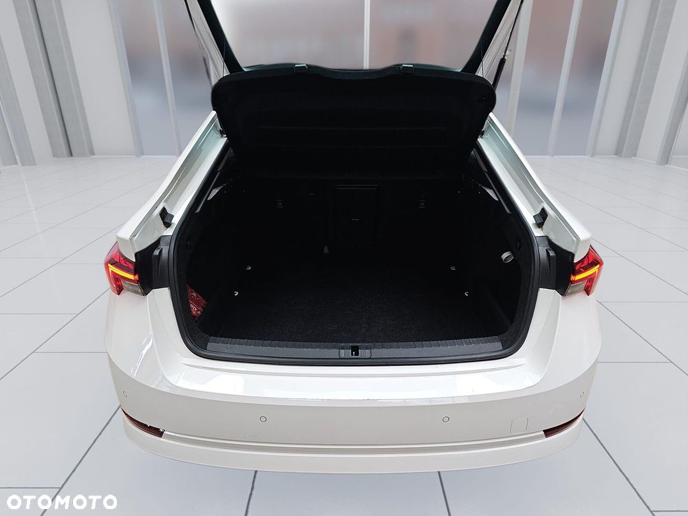 Skoda Octavia 2.0 TDI Ambition DSG - 20