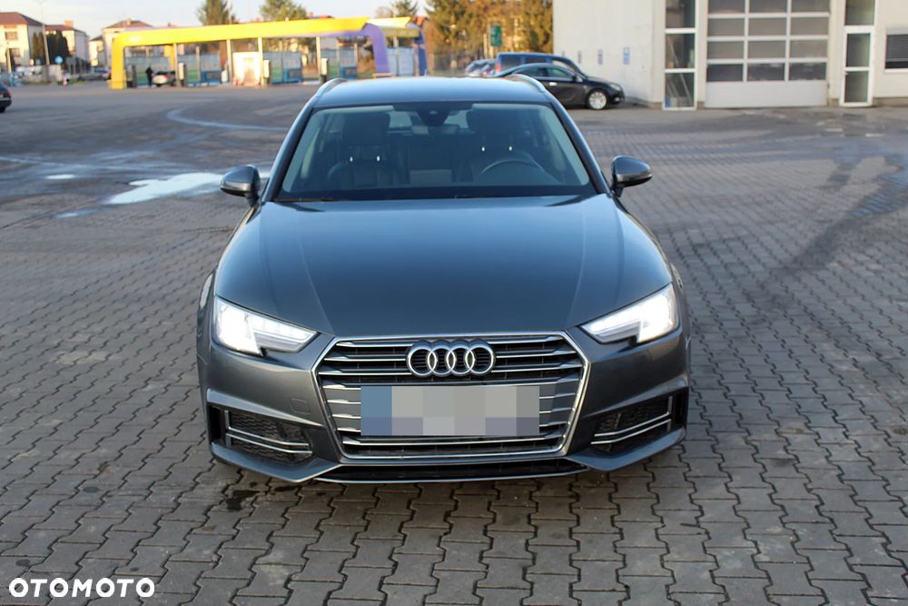 Audi A4 Avant - 1