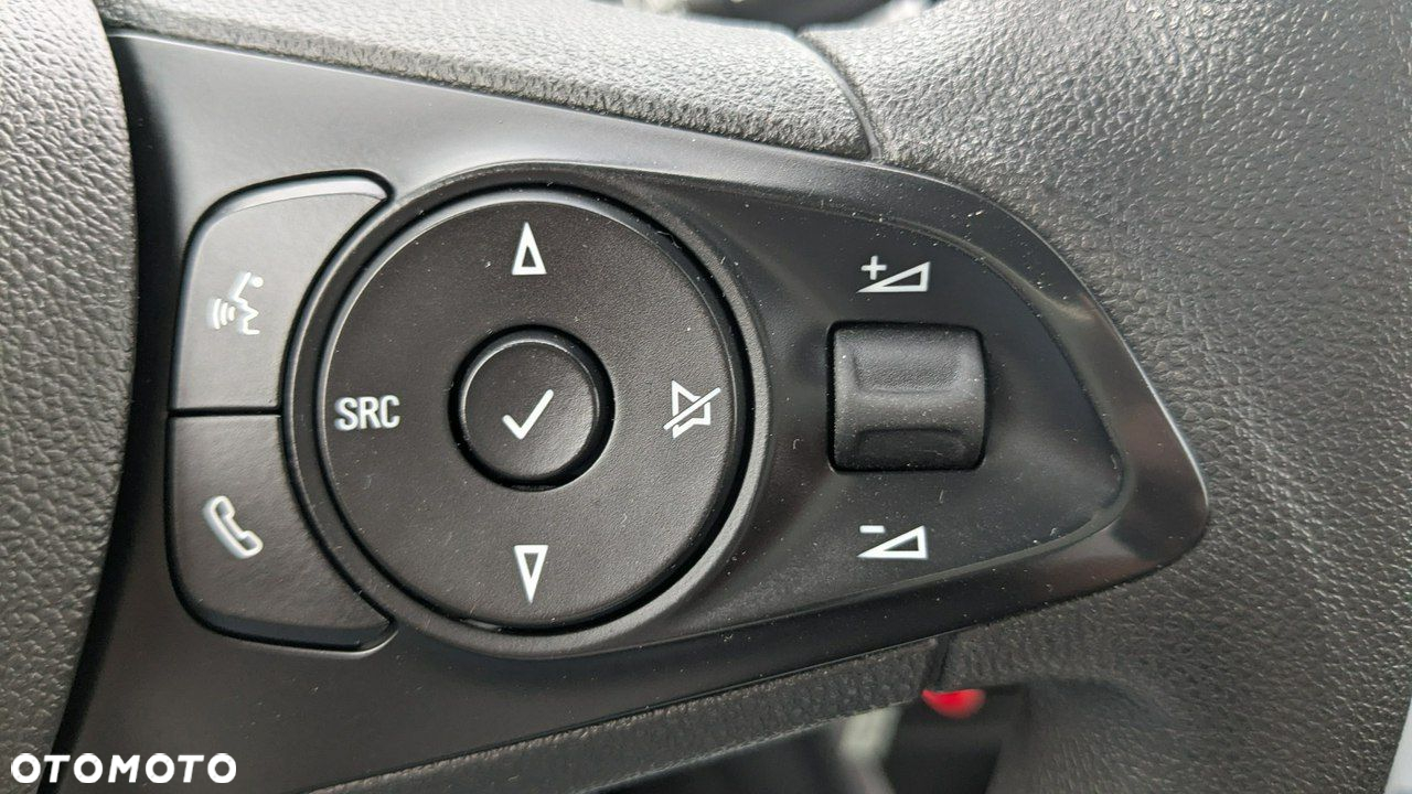 Opel Crossland X - 28