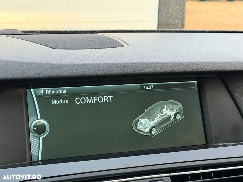 BMW Seria 5 520d - 24