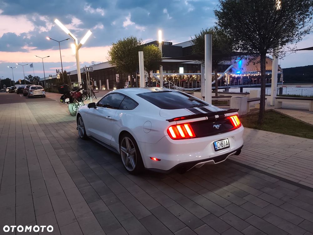 Ford Mustang 2.3 EcoBoost - 7