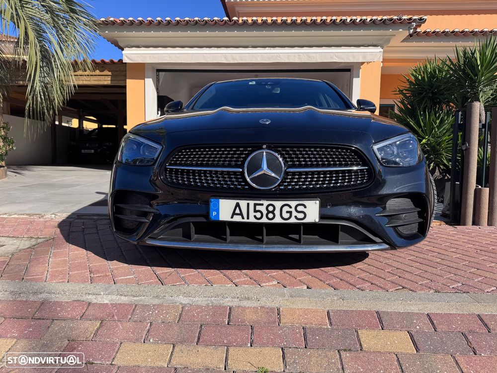 Mercedes-Benz E 220 d AMG Line - 1