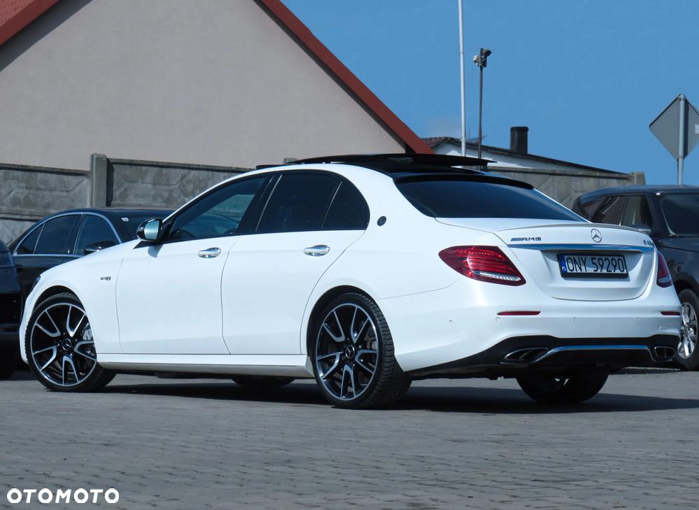 Mercedes-Benz Klasa E 43 AMG 4-Matic - 34