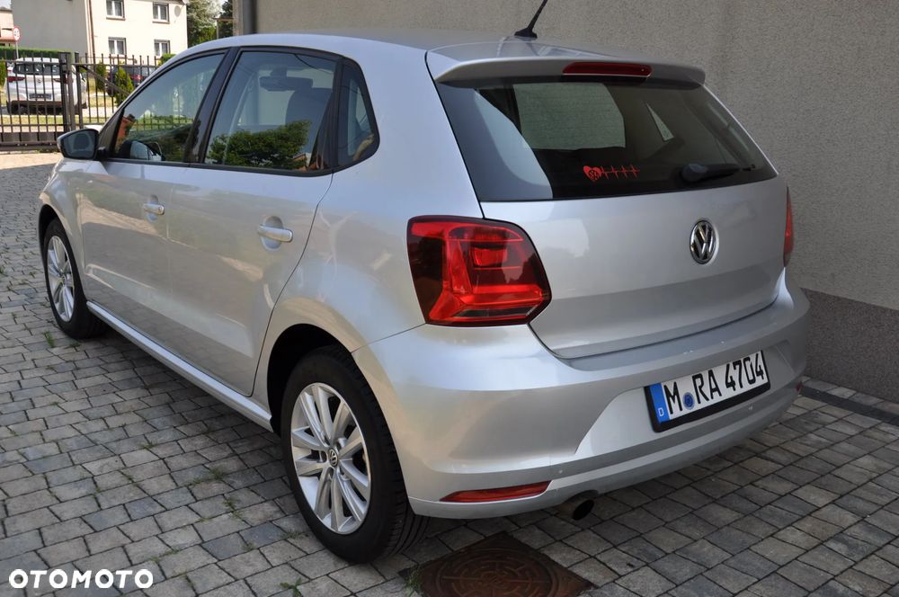 Volkswagen Polo 1.2 TSI Blue Motion Technology Allstar - 4
