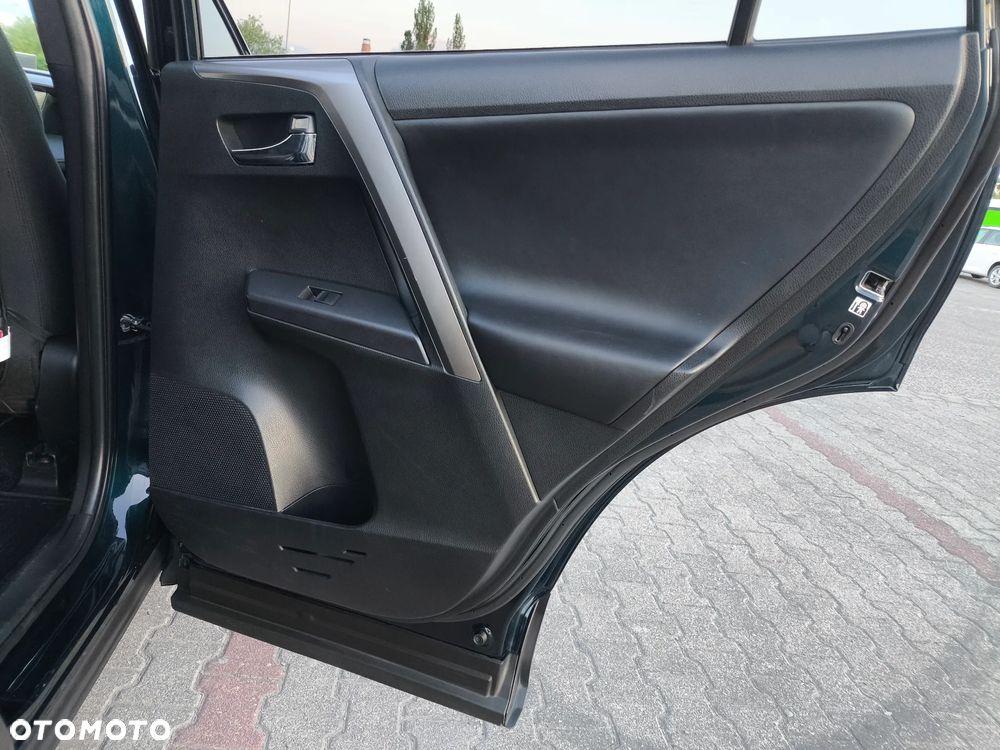 Toyota RAV4 - 30