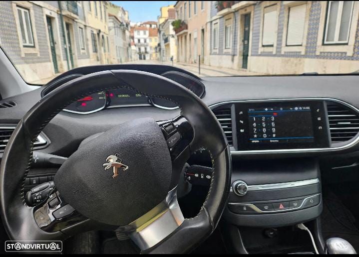 Peugeot 308