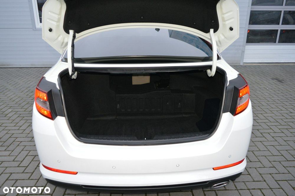 Kia Optima 2.0 Hybrid XL - 37