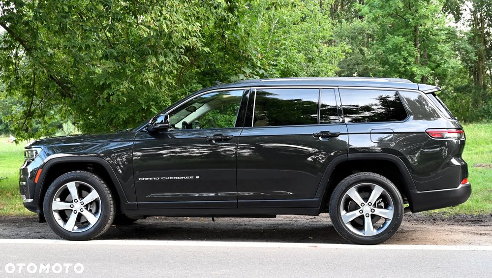 Jeep Grand Cherokee - 4
