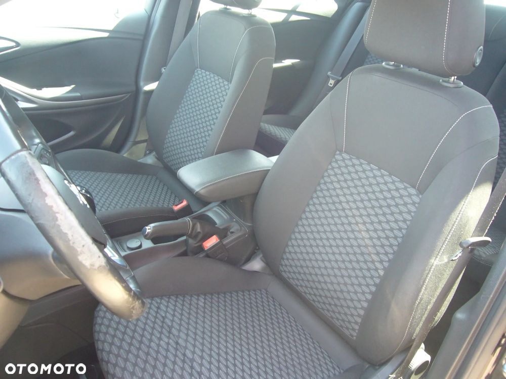Opel Astra 1.4 T Elite - 12