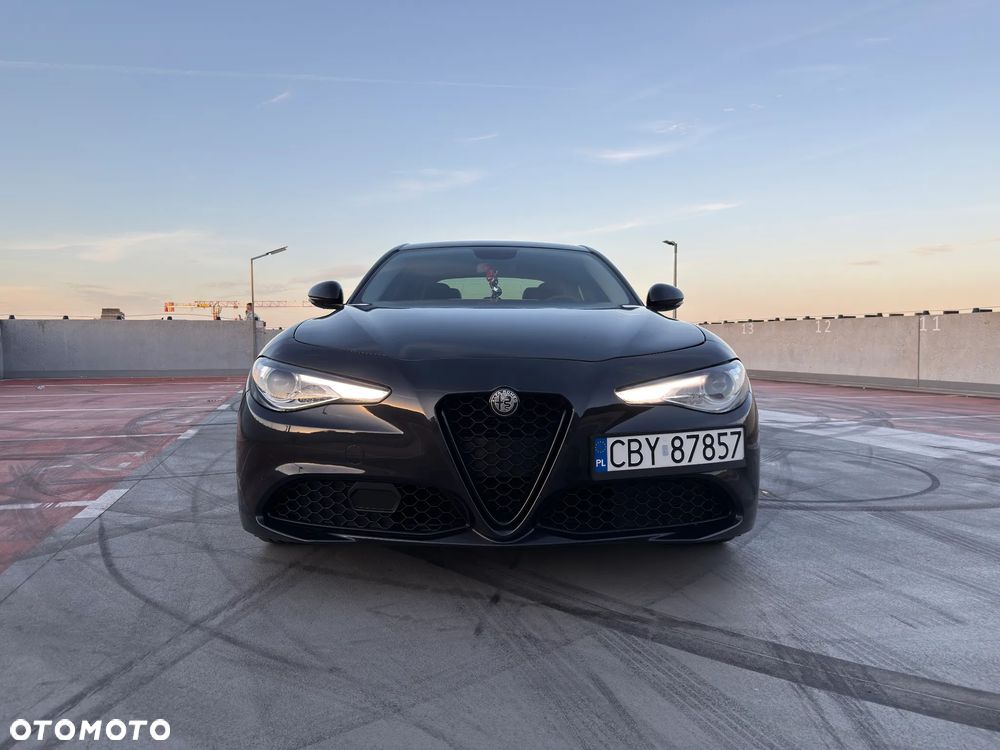 Alfa Romeo Giulia 2.0 Turbo Veloce - 8