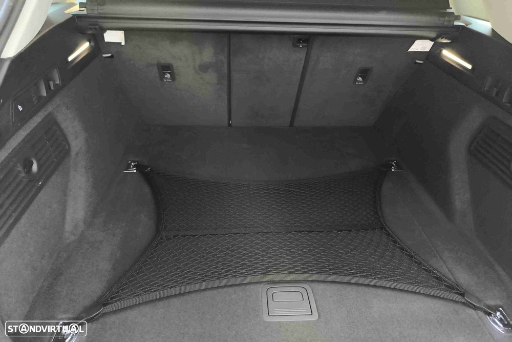 Audi Q8 e-Tron 55 quattro Advanced - 11