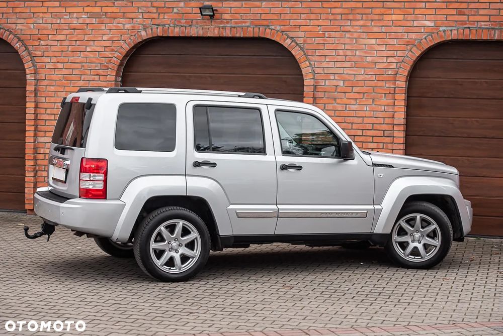 Jeep Cherokee 3.7L Limited - 8