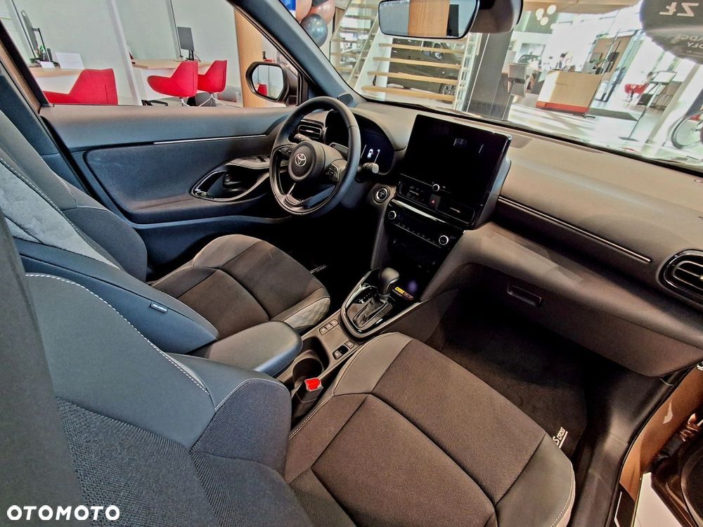 Toyota Yaris Cross Hybrid 1.5 Executive - 4