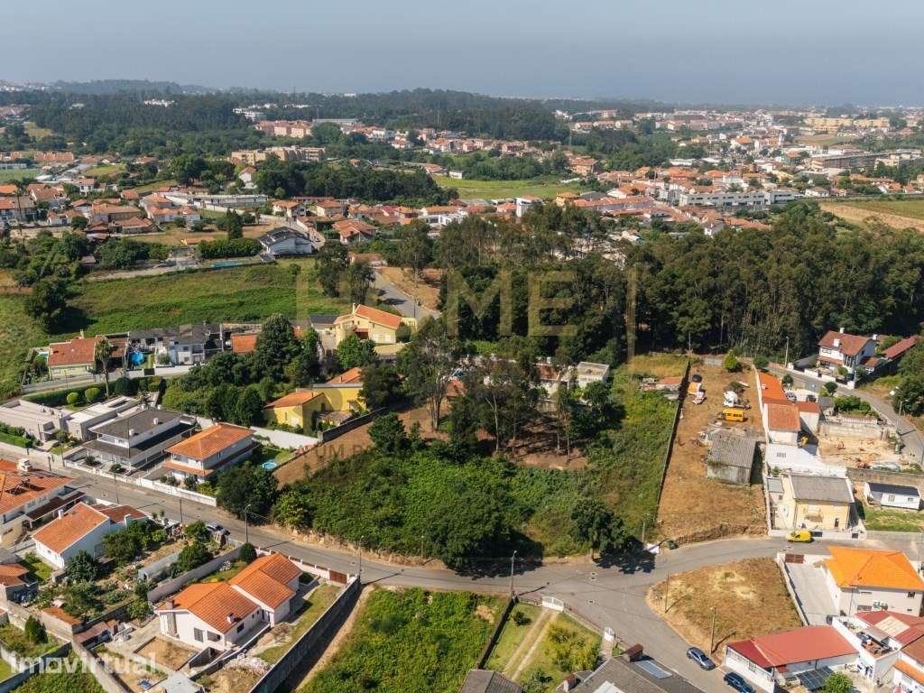 Terreno para Construção de Moradia em Vilar do Paraíso, Vila Nova d... - Grande imagem: 4/18