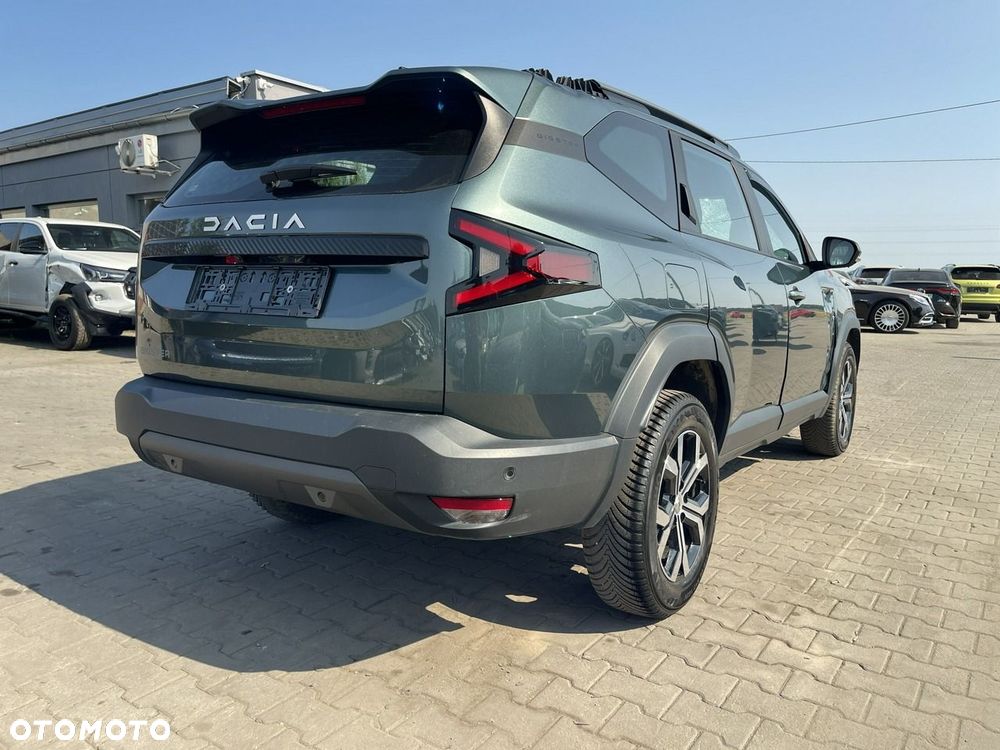 Dacia Bigster TCe 140 Essential - 8