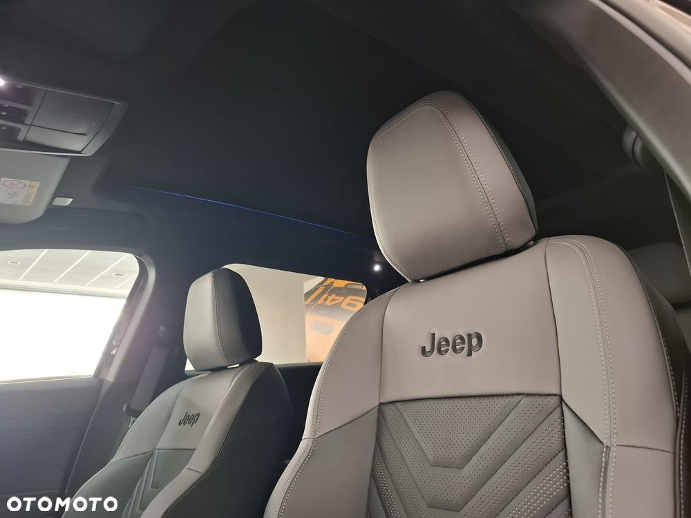 Jeep Compass 74 kWh First Edition - 17