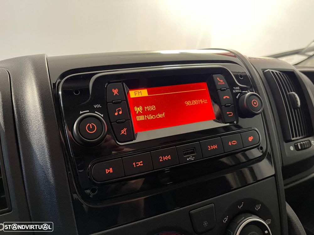 Peugeot Boxer 2.2 BlueHDi 335 L2 CD - 17