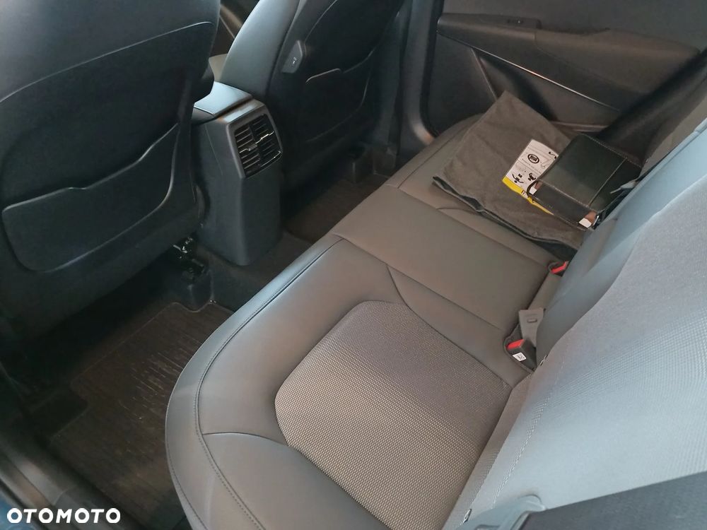 Kia Niro 1.6 GDI Hybrid L - 11