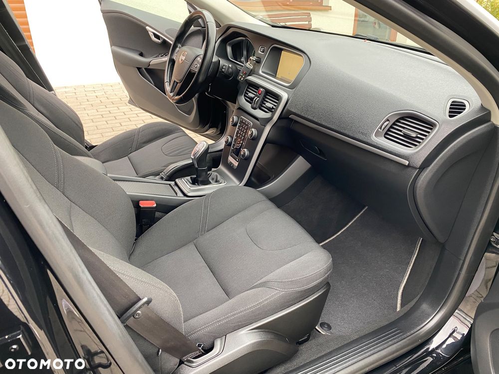 Volvo V40 D2 Kinetic - 37