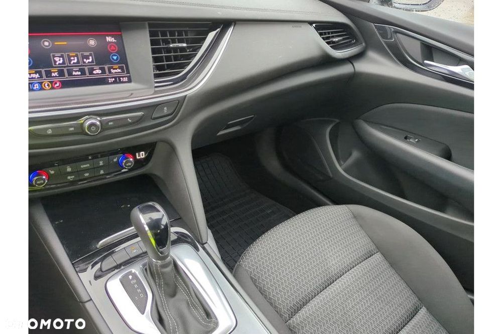 Opel Insignia - 7