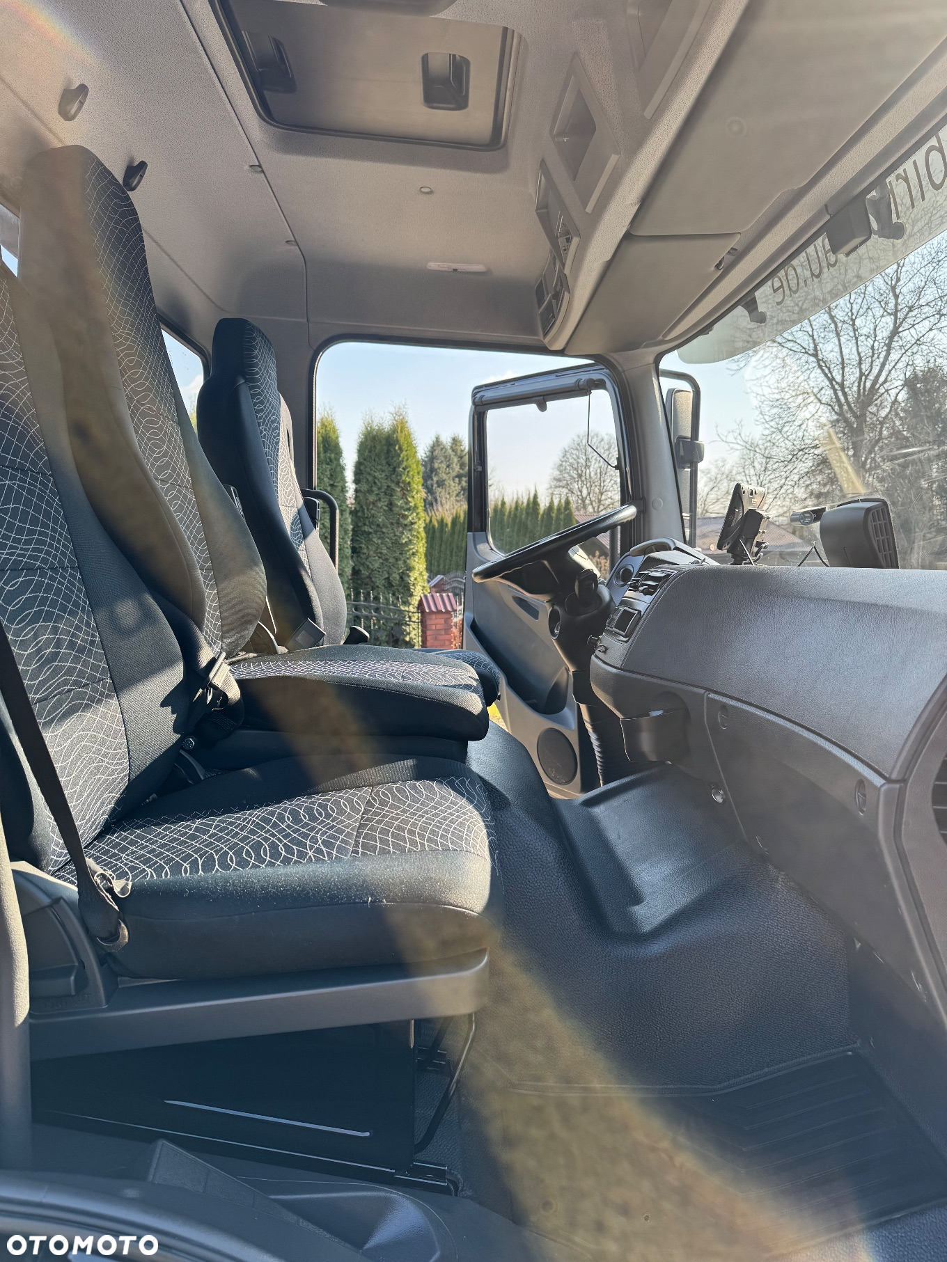 Mercedes-Benz Atego 12.24 - 23