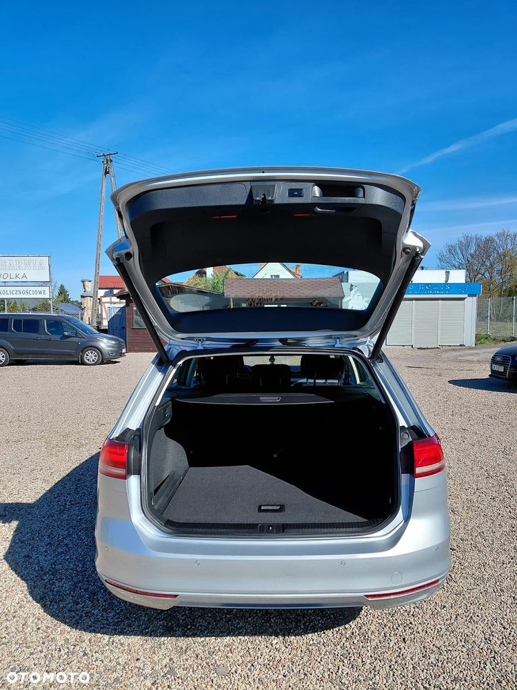 Volkswagen Passat 2.0 TDI SCR Comfortline DSG - 37