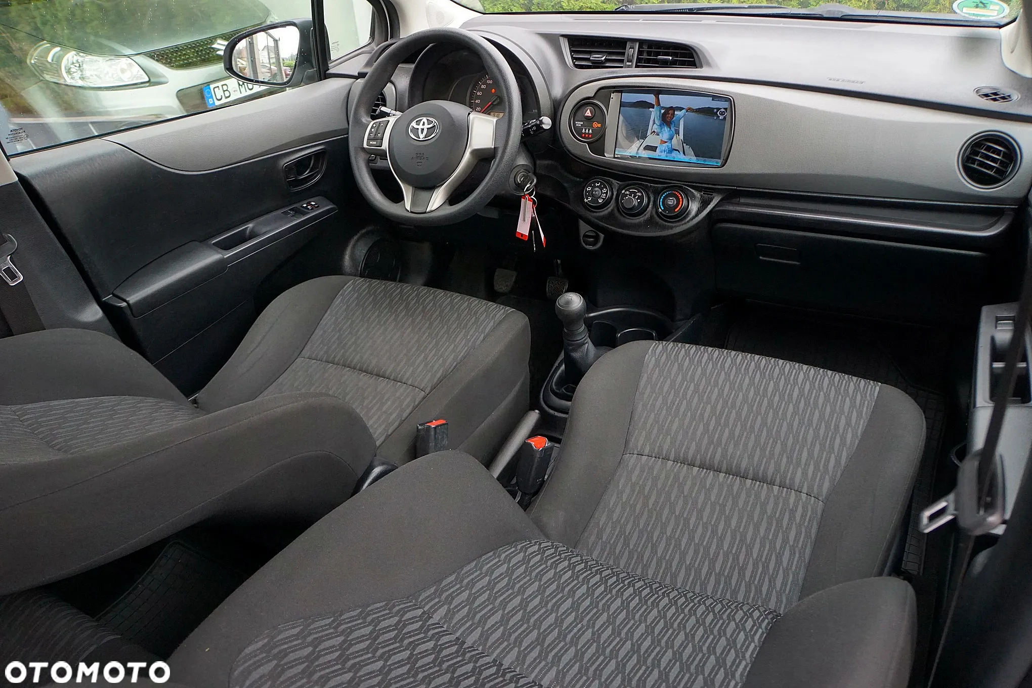 Toyota Yaris 1.0 VVT-i Cool - 23