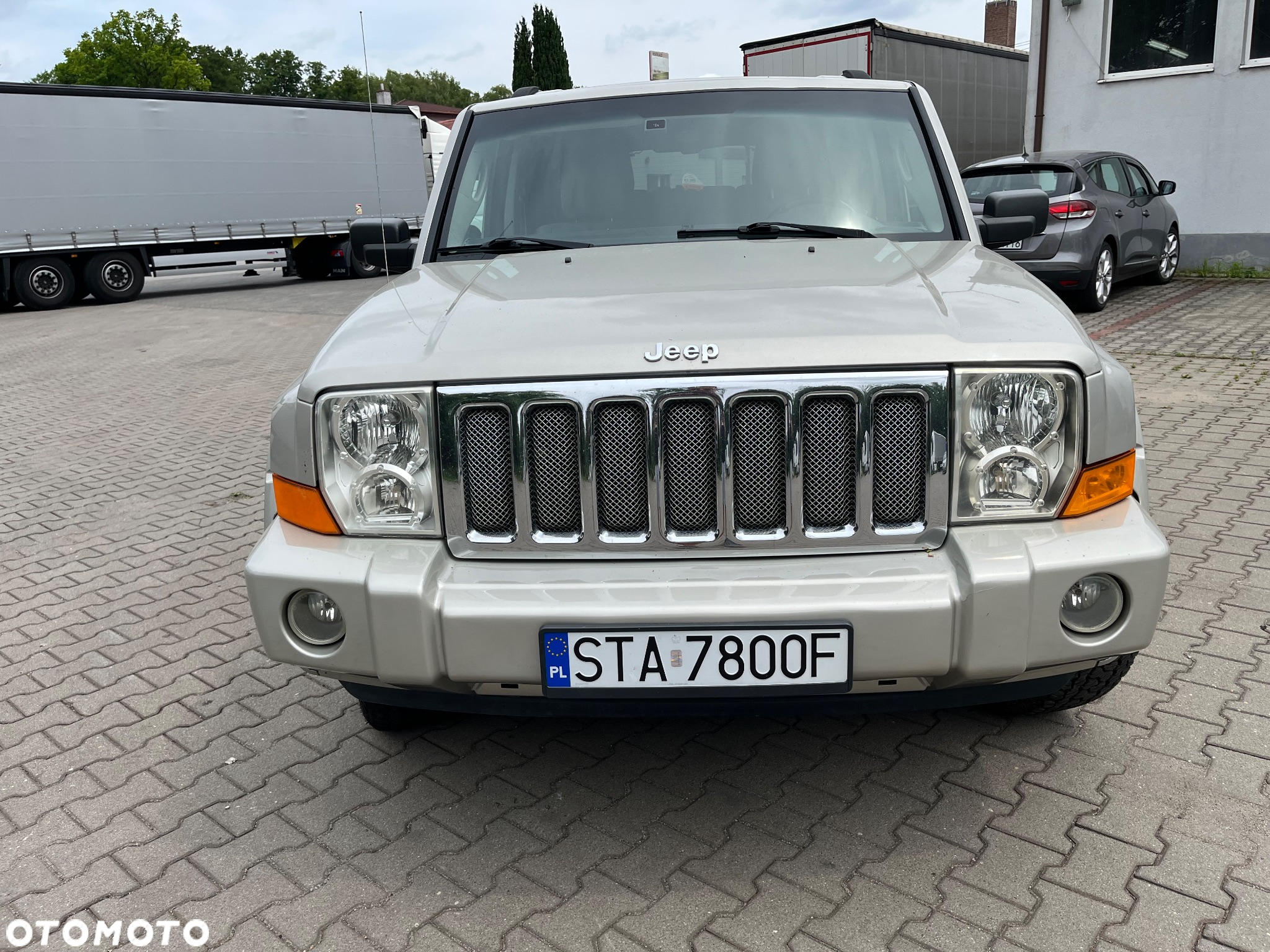 Jeep Commander 5.7 V8 HEMI Automatik Limited - 22