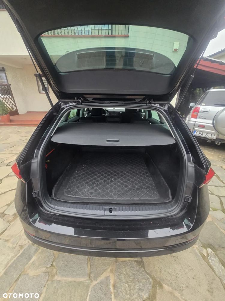 Skoda Octavia 2.0 TDI Style DSG - 11