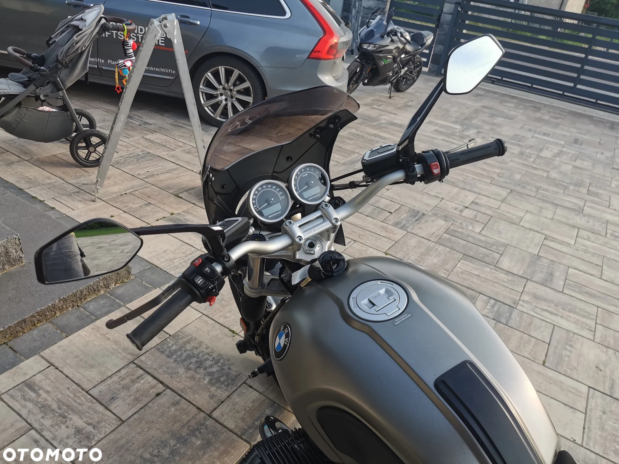 BMW R - 30