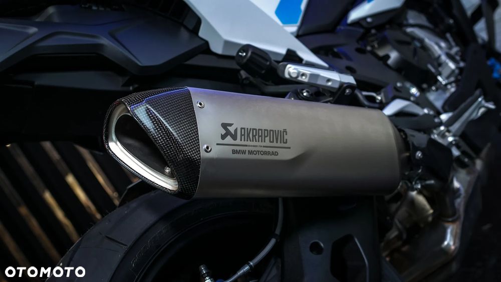 BMW XR - 15