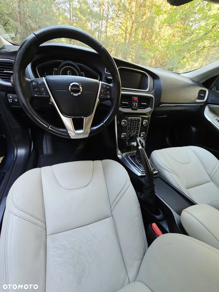 Volvo V40 D2 Drive-E SCR Dynamic Edition - 16