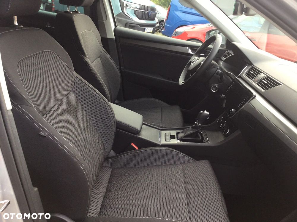 Skoda Superb 2.0 TDI SCR Style DSG - 20
