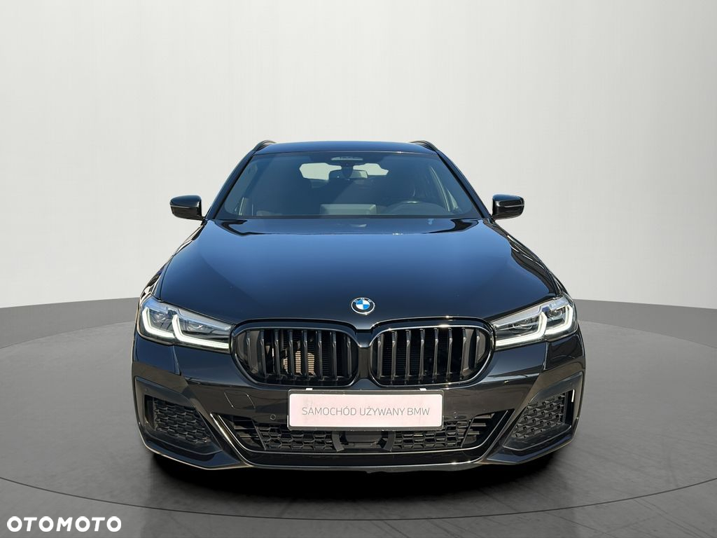 BMW Seria 5 520d xDrive M Sport sport - 2