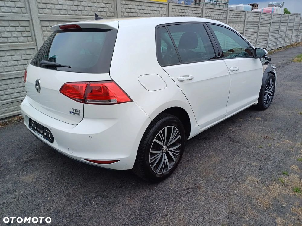 Volkswagen Golf 1.2 TSI BMT Trendline - 4