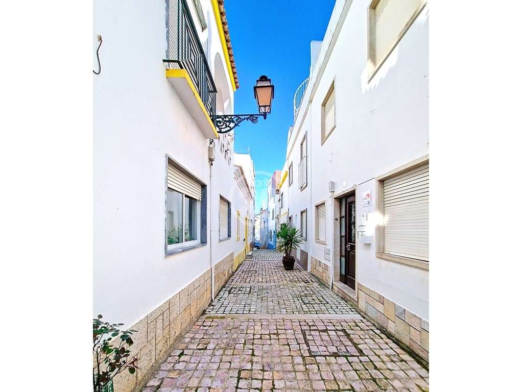 Casa histórica renovada e com fantástica vista mar na zona mais ant... - Grande imagem: 2/28