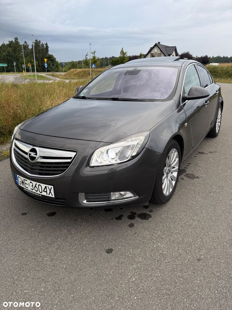 Opel Insignia 2.8 V6 Turbo 4x4 Automatik Cosmo - 2