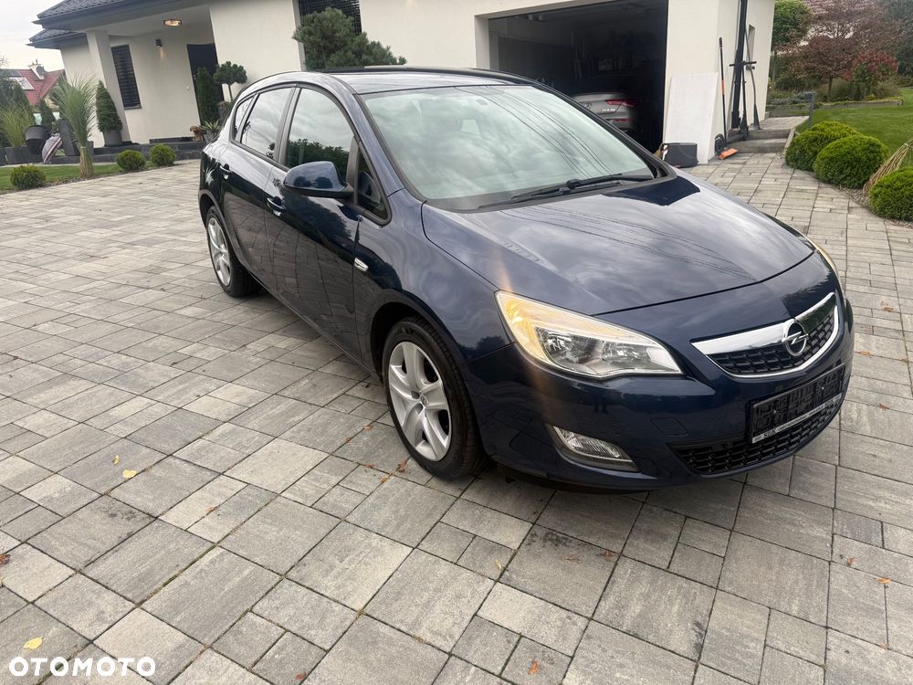 Opel Astra 1.4 Turbo Innovation - 4
