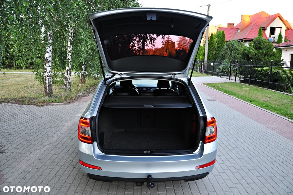Skoda Octavia 2.0 TDI Premium Edition - 22