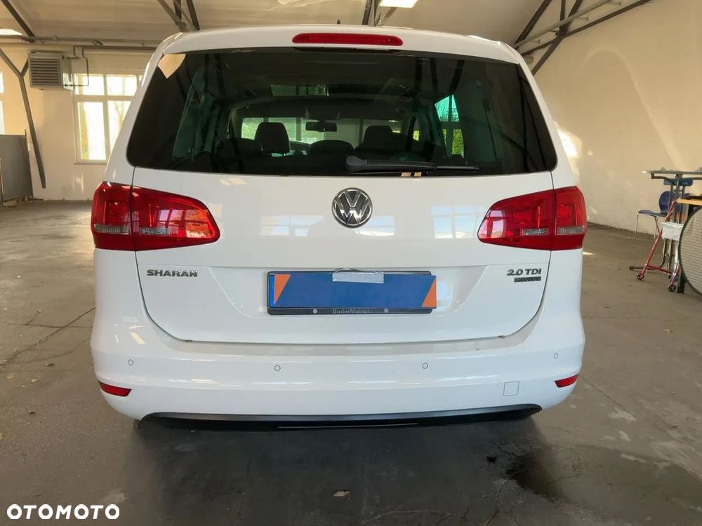 Volkswagen Sharan 2.0 TDI 4MOTION BlueMotion Technology Highline - 11