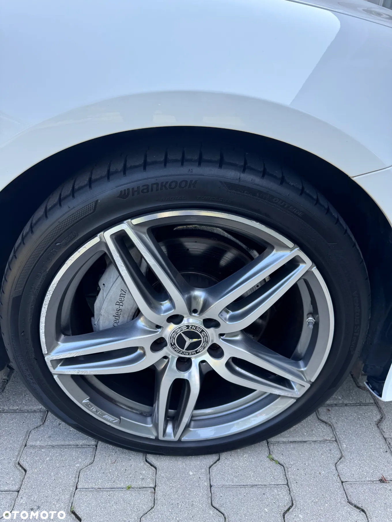 Mercedes-Benz Klasa E 220 d Coupe 9G-TRONIC - 20