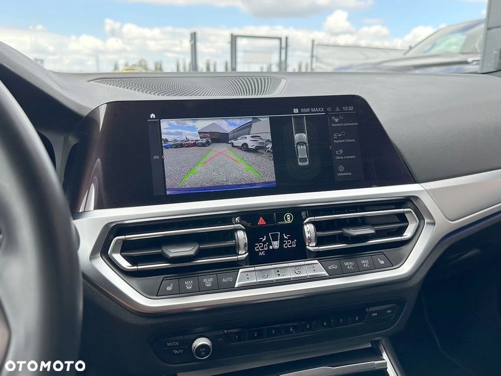 BMW Seria 3 320i xDrive M Sport sport - 9