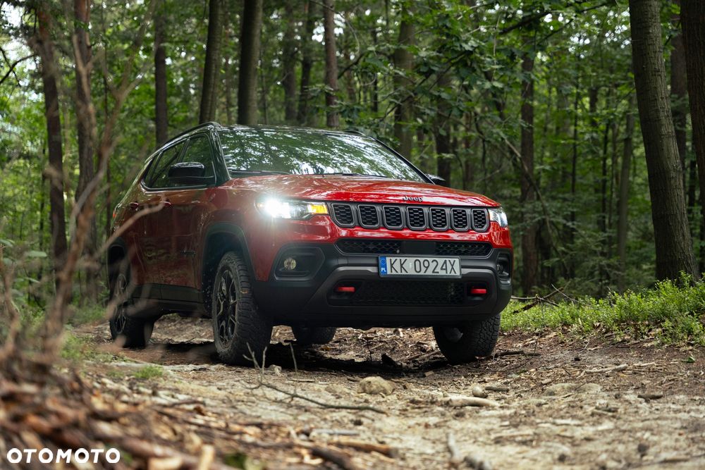 Jeep Compass - 2